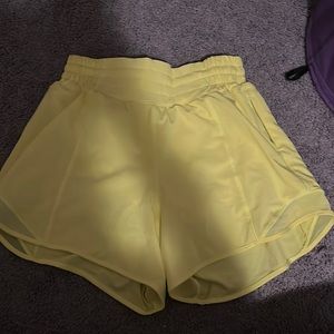 Size 4 length 4 lululemon shorts!! Only worn twice!